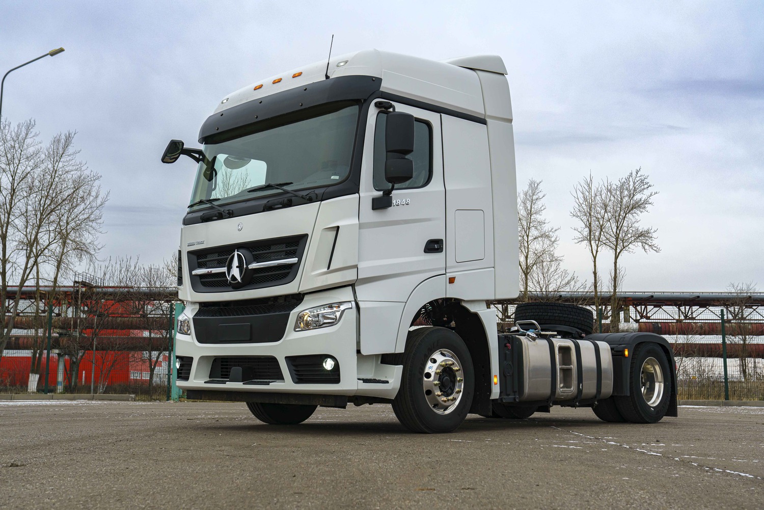 СЕДЕЛЬНЫЕ ТЯГАЧИ BEIBEN